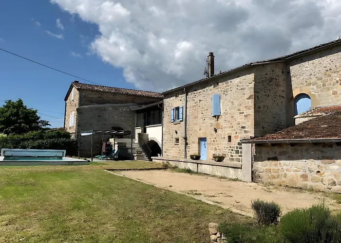 度假居 La Maison Bleue Du Plot Ailhon