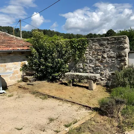 La Maison Bleue Du Plot *