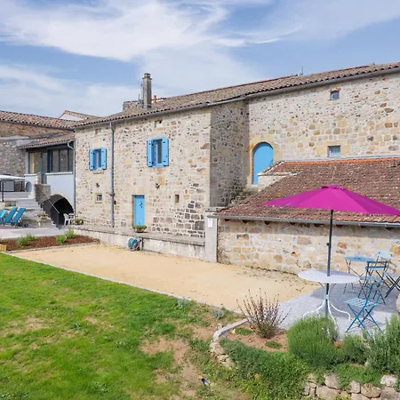 La Maison Bleue Du Plot * Ailhon