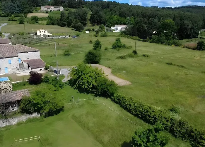 La Maison Bleue Du Plot * Ailhon